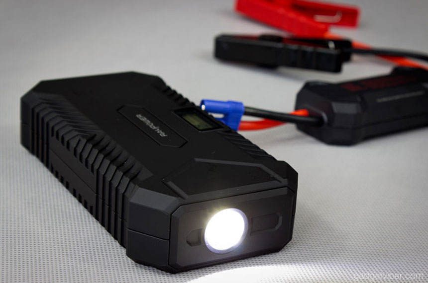 Pin sạc dự phòng RAVPower RP-PB048, 14.000mAh, 500A kích nổ ô tô